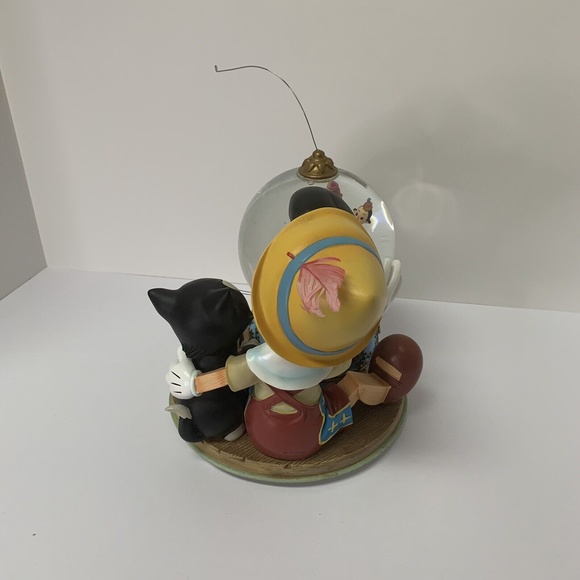 Disney Pinocchio & Figaro Magic Musical Animated Snow Globe Brahm's Waltz READ - Picture 7 of 9
